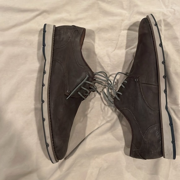 Lightly worn Hush Puppies Dark Grey Dress Shoe. Size 13. Classic with Comfort. - Picture 12 of 13